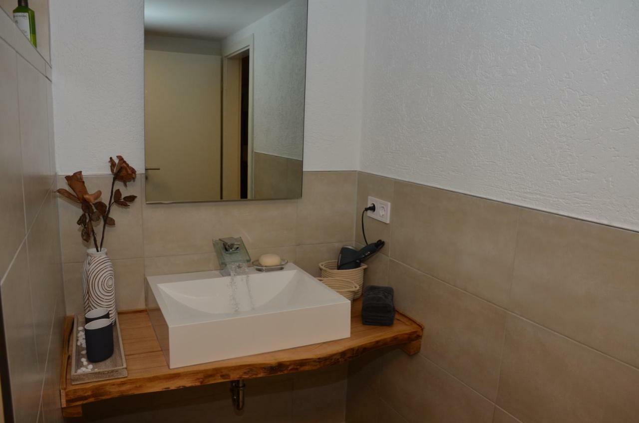 Ferienwohnung Blockhaus Juka Vinningen ภายนอก รูปภาพ
